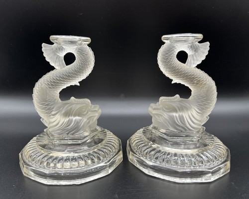 Satin frosted glass dolphin - satin,